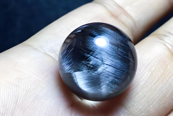 Is black silver titanium titanium titanium? Is black silver titanium titanium titanium?