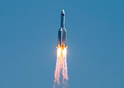 Can Titanium Alloys Withstand Intense Vibrations During Rocket Launch?